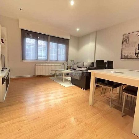 O Cuarto De Abastos Apartment Ourense Luaran gambar