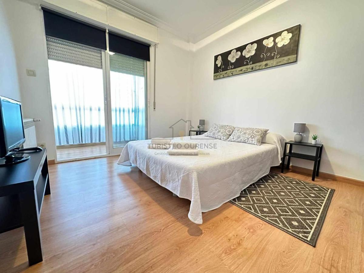 O Cuarto De Abastos Apartment Ourense Luaran gambar